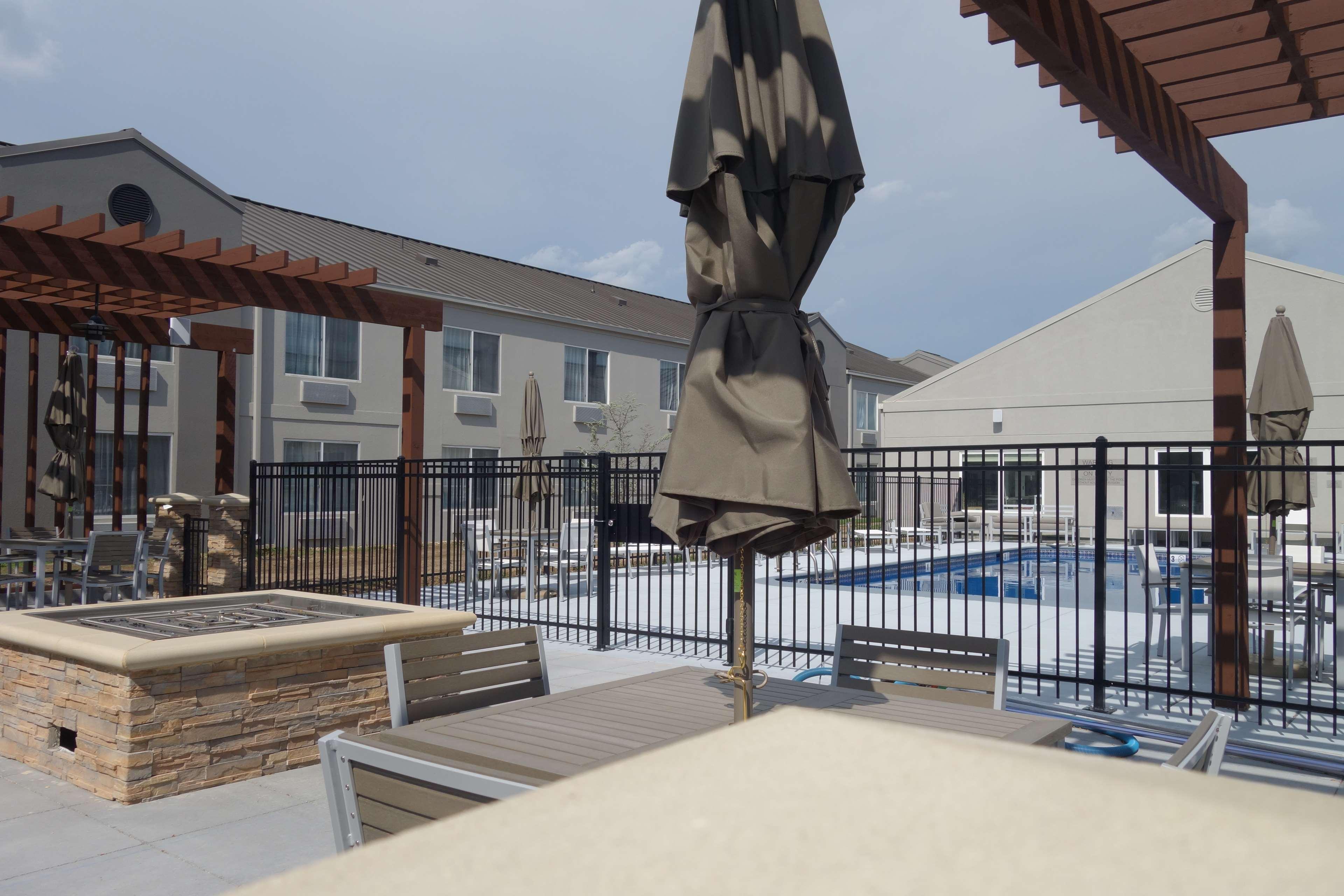 Country Inn & Suites By Radisson, Wichita East, Ks 외부 사진