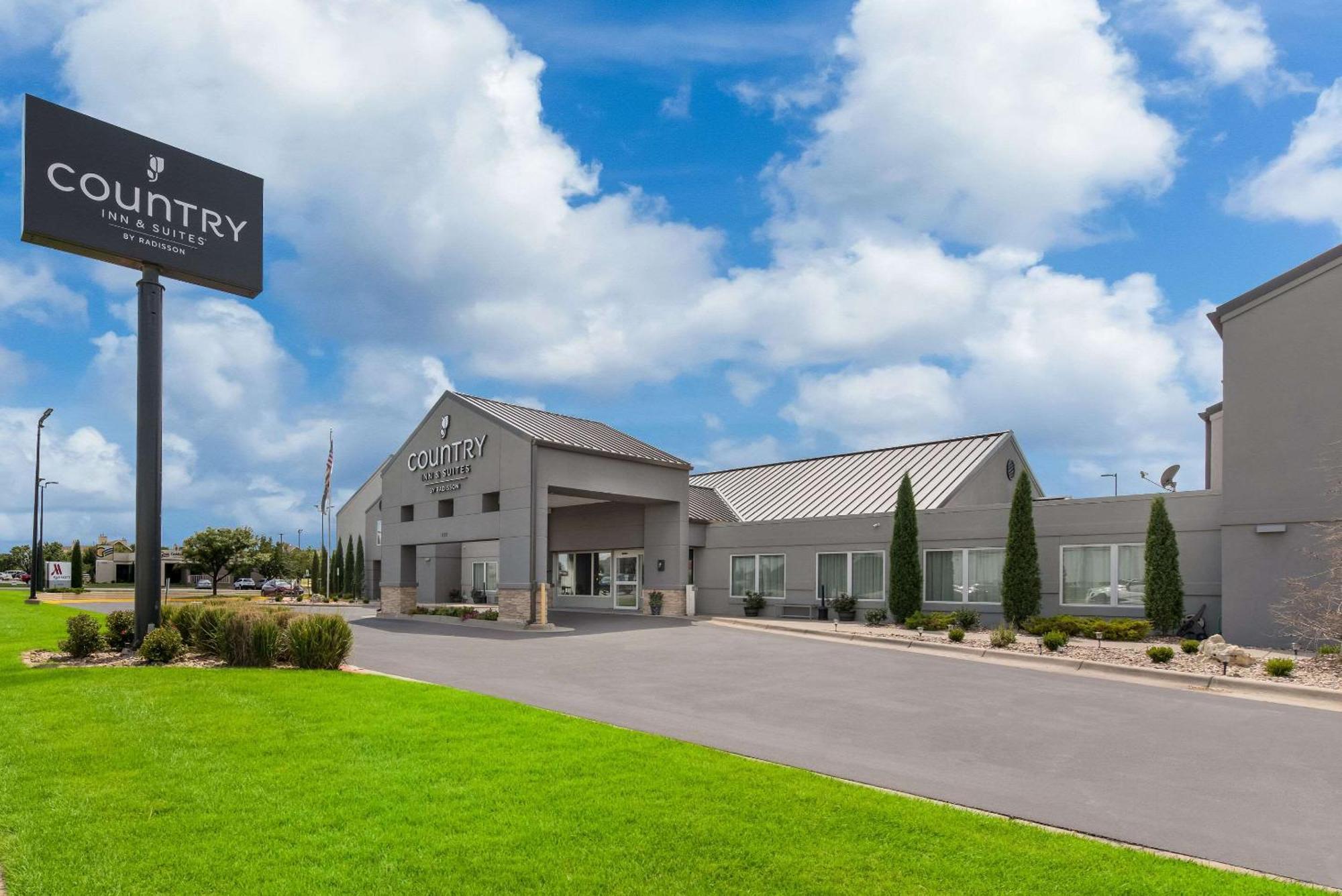 Country Inn & Suites By Radisson, Wichita East, Ks 외부 사진